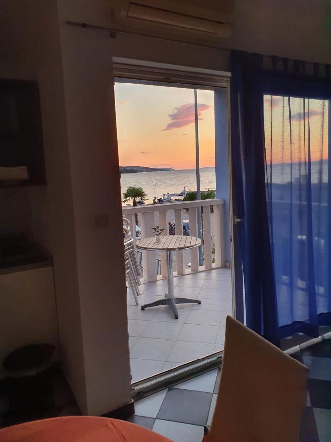 Aparthotel Marina Gromela Mirce 外观 照片