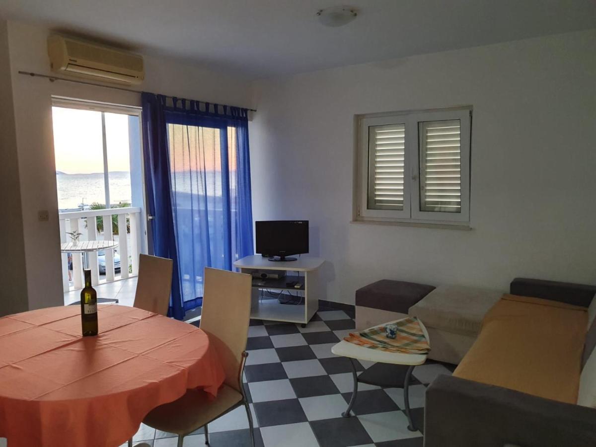 Aparthotel Marina Gromela Mirce 外观 照片