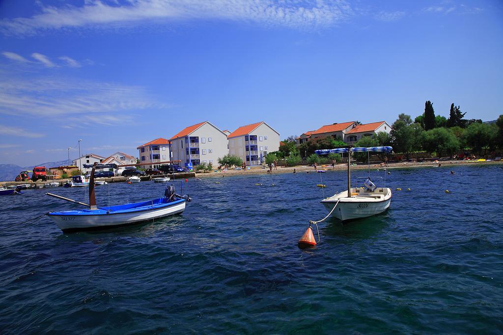 Aparthotel Marina Gromela Mirce 客房 照片