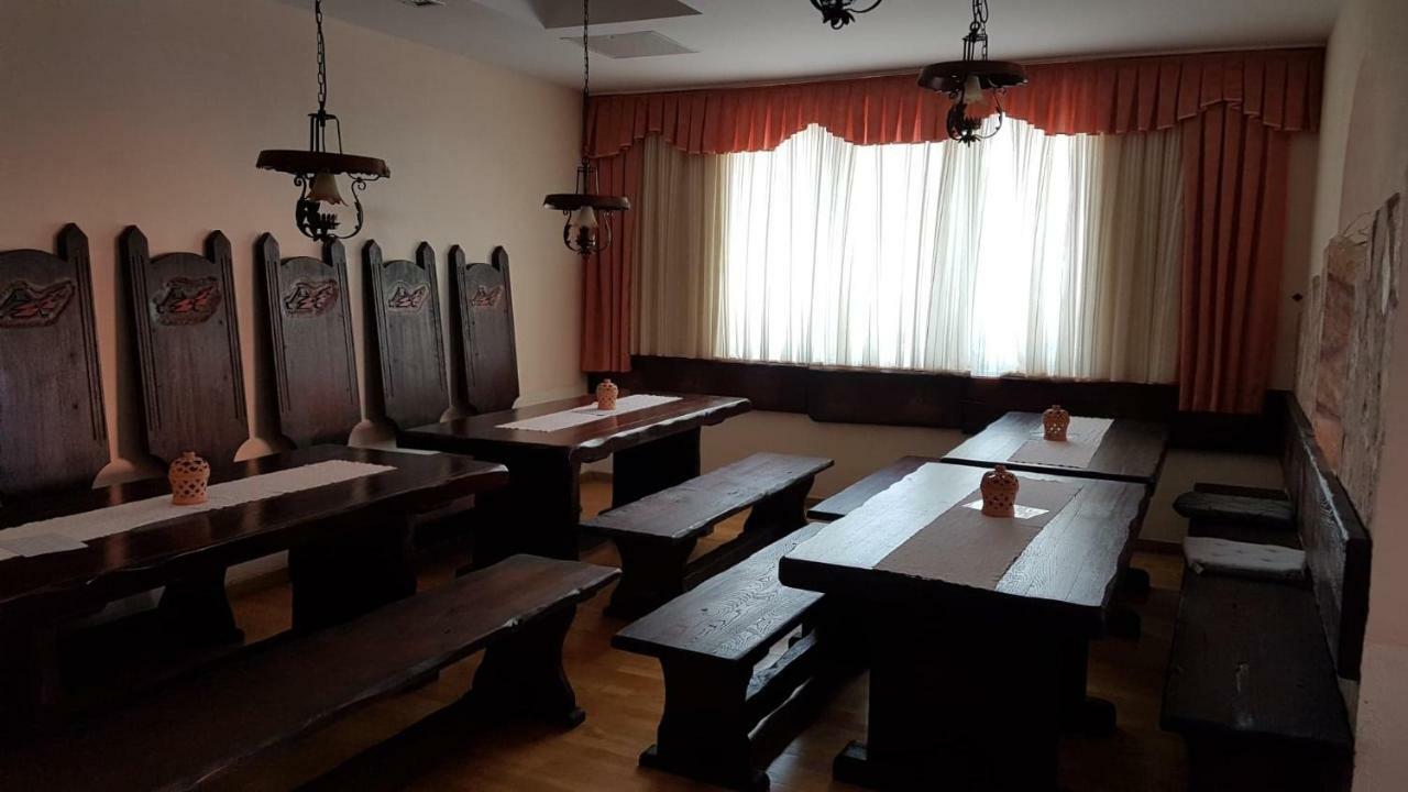 Aparthotel Marina Gromela Mirce 外观 照片