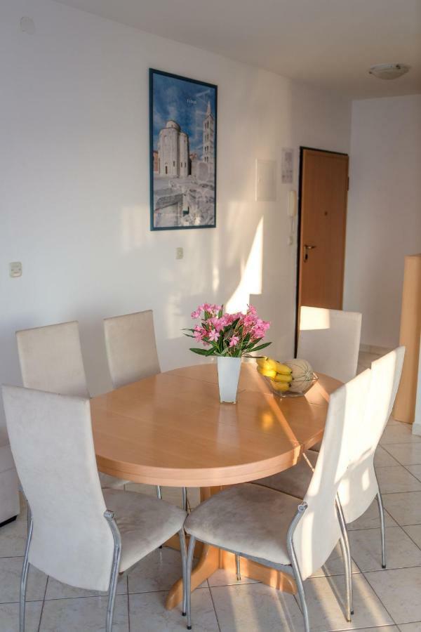 Aparthotel Marina Gromela Mirce 外观 照片